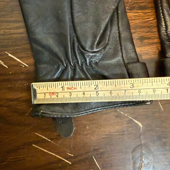 Michael Kors Gloves Womens XS Black Leather Silver Hardware Casual - Picture 8 of 10